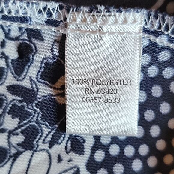 Christopher and Banks sleeveless blouse Size M - Picture 8 of 8